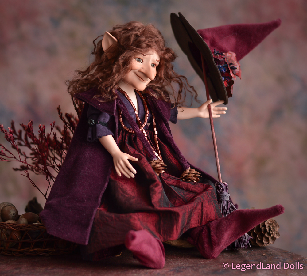 Boszorkány figura: Valéria - szédítő boszorkány - Elkelt | LegendLand Dolls