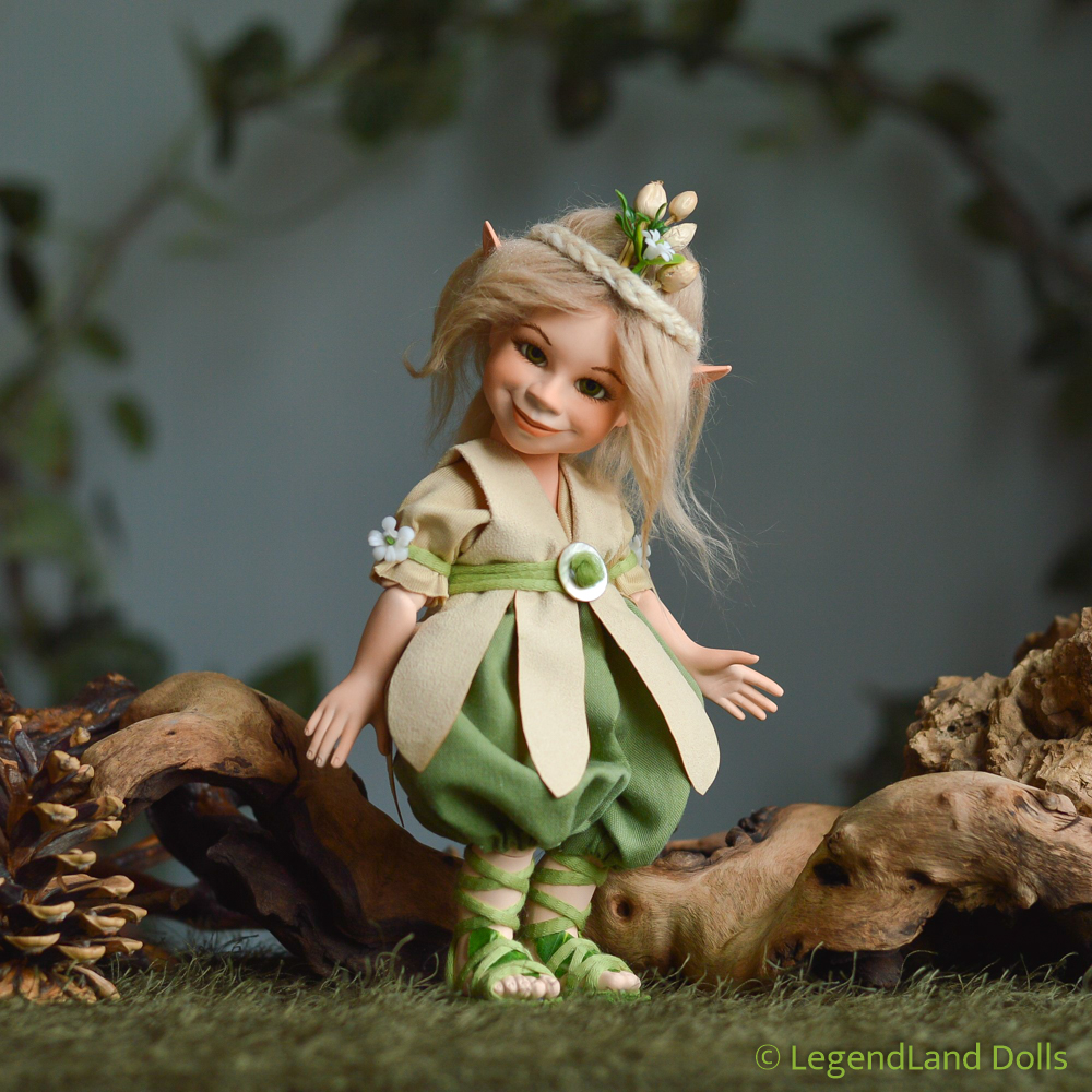 Elf figura: Lonci - kis táncos elf | LegendLand Dolls